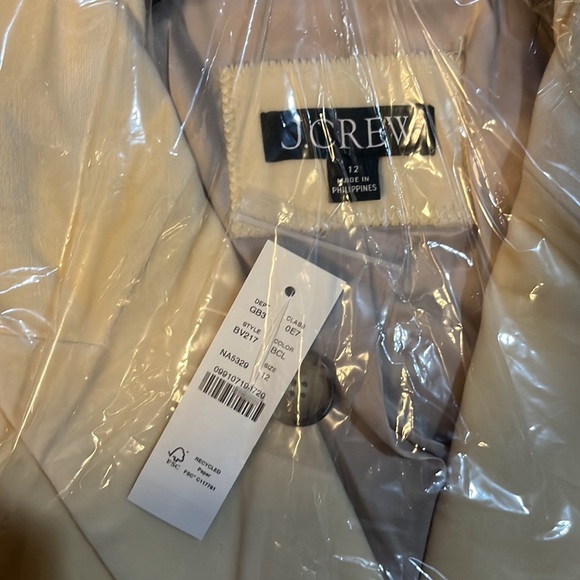 J.Crew Cropped double-breasted blazer in stretch velvet - Picture 8 of 11